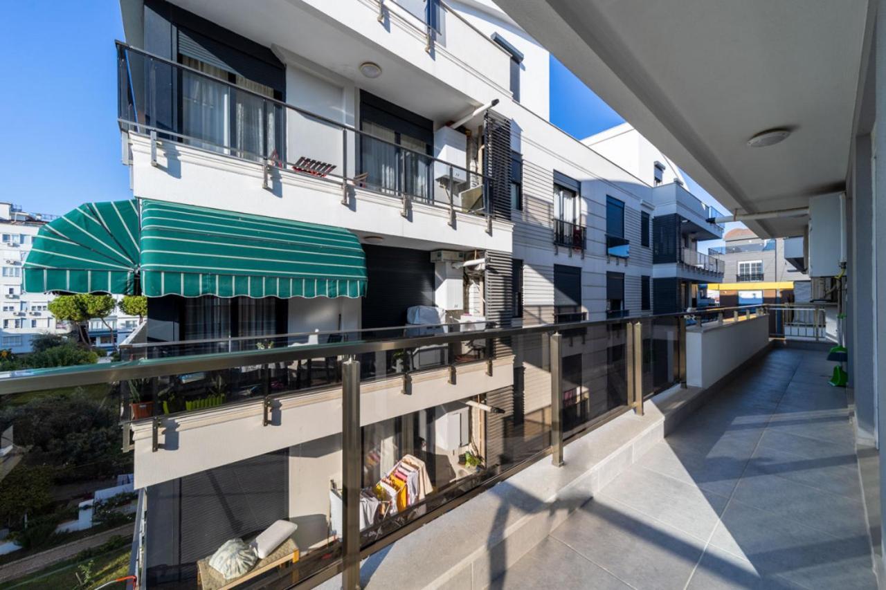 Apartament Central Flat With Balcony Near Sea In Muratpasa Antalya Zewnętrze zdjęcie